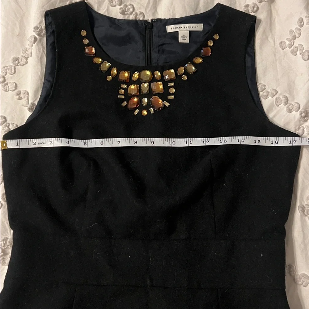 Banana Republic Black Wool Sheath Dress Bejeweled Neckline Size 8 Holiday Preppy - Picture 6 of 9